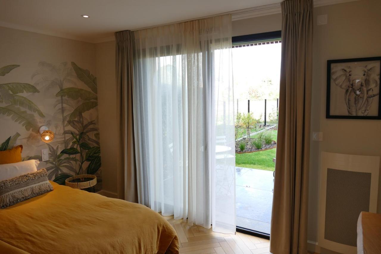 Les Agapanthes Bed & Breakfast Camphin-en-Pevele Eksteriør bilde
